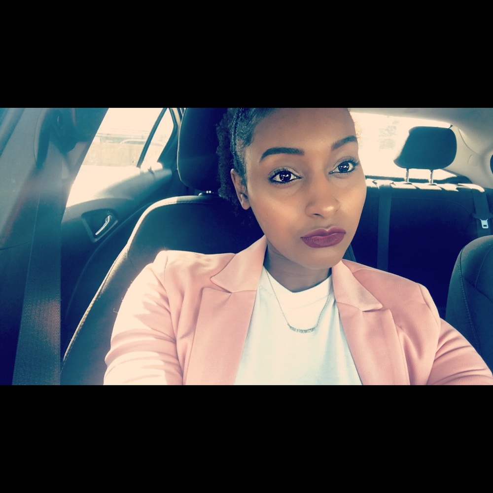 Meet your Posher, Ariel